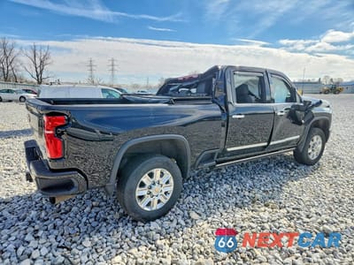 Trzecie zdjęcie samochodu z tyłu: 2024 CHEVROLET SILVERADO K2500 HIGH COUNTRY VIN:2GC4YREY5R1217364 - miniatura