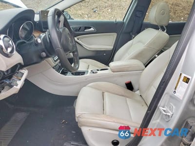 Zdjęcie 7 z 13 samochodu: 2018 MERCEDES-BENZ GLA 250 4MATIC VIN:WDCTG4GB5JJ463247 - miniatura