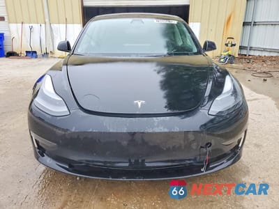 Piąte zdjęcie samochodu w środku: 2023 TESLA MODEL 3 VIN:5YJ3E1EA8PF457981 - miniatura