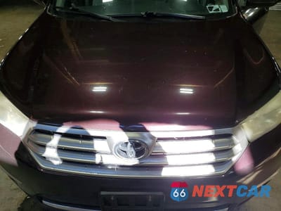 Zdjęcie 12 z 12 samochodu: 2013 TOYOTA HIGHLANDER PLUS VIN:5TDBK3EH1DS177159 - miniatura