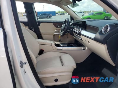 Zdjęcie 7 z 13 samochodu: 2023 MERCEDES-BENZ GLB 250 VIN:W1N4M4GB5PW291759 - miniatura