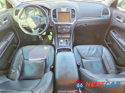 Zdjęcie 8 z 11 samochodu: 2015 CHRYSLER 300 LIMITED VIN:2C3CCAAG3FH801875 - miniatura