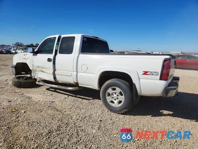 Drugie zdjęcie samochodu z przodu: 2004 CHEVROLET SILVERADO K1500 VIN:2GCEK19T841202467 - miniatura