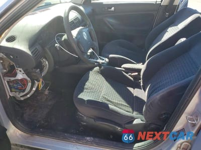 Zdjęcie 7 z 13 samochodu: 1998 VOLKSWAGEN PASSAT GLS VIN:WVWMA63B0WE163032 - miniatura