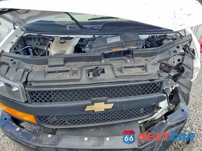 Zdjęcie 12 z 14 samochodu: 2022 CHEVROLET EXPRESS 2500 CARGO EXT UTILITY / SERVICE VAN VIN:1GCWGBFP4N1269786 - miniatura