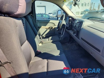 Zdjęcie 10 z 11 samochodu: 2010 GMC SIERRA C2500 HEAVY DUTY VIN:1GT3CZBG2AF100473 - miniatura