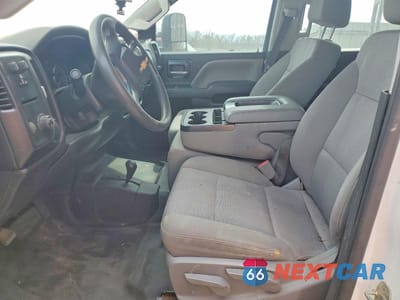 Zdjęcie 7 z 12 samochodu: 2018 CHEVROLET SILVERADO K2500 HEAVY DUTY VIN:1GC1KUEG5JF240610 - miniatura