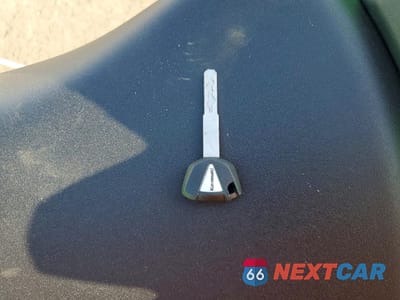 Zdjęcie 8 z 9 samochodu: 2024 KAWASAKI EX650 P VIN:ML5EXEP11RDAC8840 - miniatura
