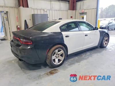 Trzecie zdjęcie samochodu z tyłu: 2021 DODGE CHARGER POLICE RWD 5.7L V8 HEMI VIN:2C3CDXAT9MH529746 - miniatura