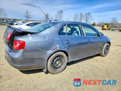 Trzecie zdjęcie samochodu z tyłu: 2007 VOLKSWAGEN JETTA WOLFSBURG VIN:3VWEF71K87M185464 - miniatura
