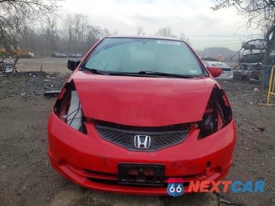 Piąte zdjęcie samochodu w środku: 2013 HONDA FIT VIN:JHMGE8H35DC024973 - miniatura