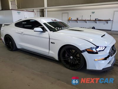 Czwarte zdjęcie samochodu z boku: 2018 FORD MUSTANG GT VIN:1FA6P8CF0J5105054 - miniatura
