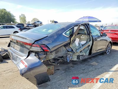 Trzecie zdjęcie samochodu z tyłu: 2024 HONDA ACCORD EX VIN:1HGCY1F36RA075310 - miniatura