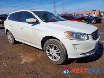 Czwarte zdjęcie samochodu z boku: 2014 VOLVO XC60 3.2 VIN:YV4940DZ3E2523011 - miniatura