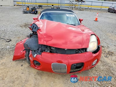 Piąte zdjęcie samochodu w środku: 2006 PONTIAC SOLSTICE VIN:1G2MB33BX6Y111146 - miniatura