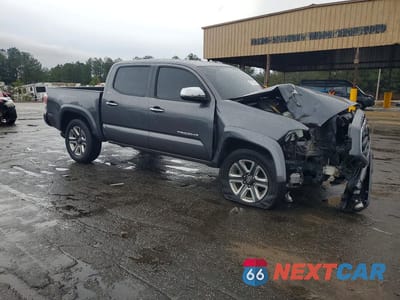 Czwarte zdjęcie samochodu z boku: 2017 TOYOTA TACOMA LIMITED VIN:5TFGZ5AN2HX110188 - miniatura