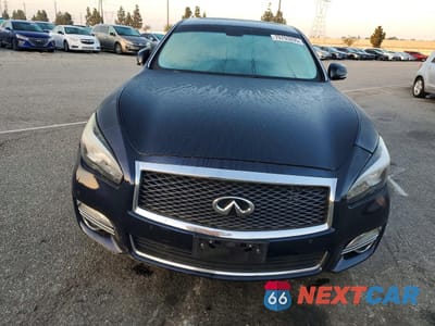 Piąte zdjęcie samochodu w środku: 2017 INFINITI Q70 3.7 VIN:JN1BY1APXHM740682 - miniatura