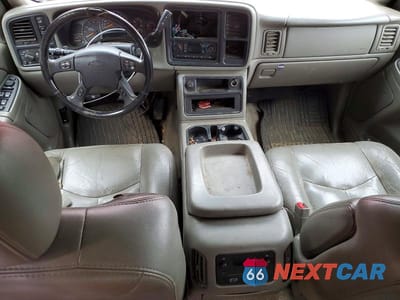 Zdjęcie 8 z 12 samochodu: 2005 CHEVROLET SILVERADO K2500 HEAVY DUTY VIN:1GCHK23245F871395 - miniatura