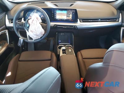 Zdjęcie 8 z 11 samochodu: 2025 BMW X1 XDRIVE28I VIN:WBX73EF00S5065823 - miniatura