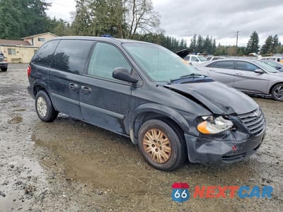 Czwarte zdjęcie samochodu z boku: 2006 CHRYSLER TOWN & COUNTRY VIN:1A4GP45R56B544302 - miniatura