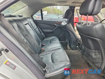 Zdjęcie 10 z 11 samochodu: 2004 MERCEDES-BENZ S 500 4MATIC VIN:WDBNG84J54A427157 - miniatura