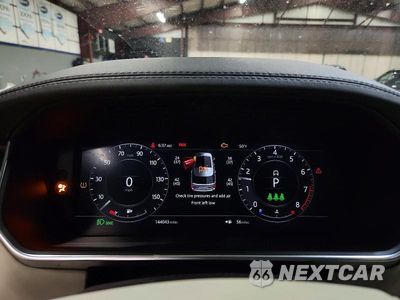 Zdjęcie 9 z 13 samochodu: 2019 LAND ROVER RANGE ROVER HSE VIN:SALGS2SVXKA560840 - miniatura