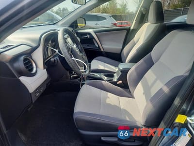 Zdjęcie 7 z 12 samochodu: 2015 TOYOTA RAV4 XLE VIN:JTMRFREV8FD134948 - miniatura