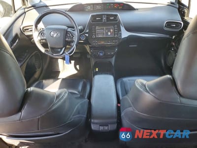 Zdjęcie 8 z 12 samochodu: 2020 TOYOTA PRIUS XLE VIN:JTDKARFU9L3112240 - miniatura