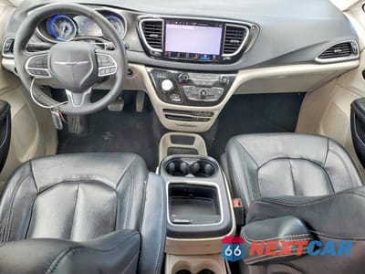 Zdjęcie 8 z 13 samochodu: 2022 CHRYSLER PACIFICA TOURING L VIN:2C4RC1BG7NR106683 - miniatura