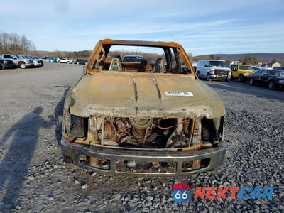 Piąte zdjęcie samochodu w środku: 2010 FORD F350 SUPER DUTY VIN:1FTWW3BR1AEB12106 - miniatura