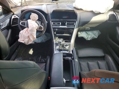 Zdjęcie 8 z 11 samochodu: 2020 BMW M850XI VIN:WBAGV8C06LCE23078 - miniatura