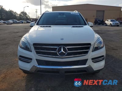 Piąte zdjęcie samochodu w środku: 2013 MERCEDES-BENZ ML 350 VIN:4JGDA5JB3DA167685 - miniatura