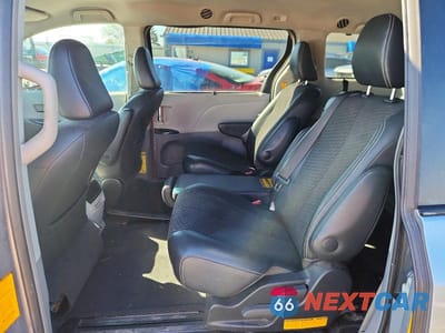 Zdjęcie 11 z 13 samochodu: 2013 TOYOTA SIENNA SE 8-PASSENGER VIN:5TDXK3DC7DS333071 - miniatura