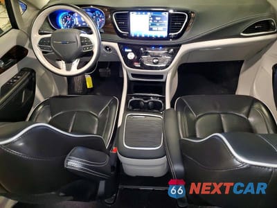 Zdjęcie 8 z 12 samochodu: 2021 CHRYSLER PACIFICA LIMITED VIN:2C4RC3GGXMR595471 - miniatura