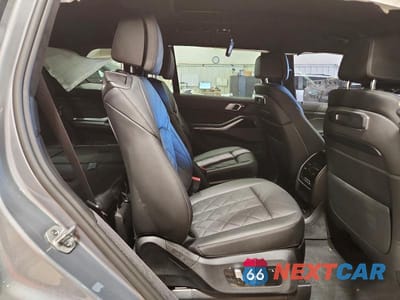 Zdjęcie 11 z 13 samochodu: 2025 BMW X7 XDRIVE40I VIN:5UX23EM02S9Z45441 - miniatura