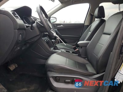 Zdjęcie 7 z 13 samochodu: 2019 VOLKSWAGEN TIGUAN SE VIN:3VV2B7AX2KM056207 - miniatura