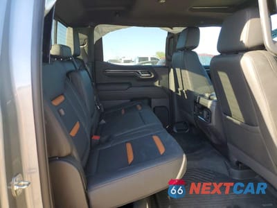 Zdjęcie 10 z 12 samochodu: 2024 GMC SIERRA K1500 AT4 VIN:3GTUUEE82RG416125 - miniatura