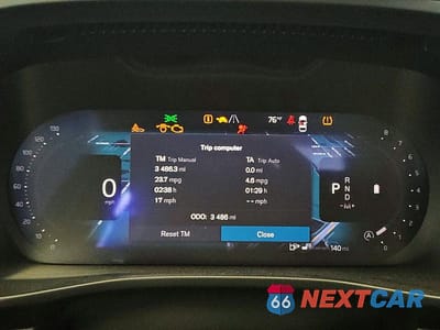 Zdjęcie 9 z 12 samochodu: 2026 VOLVO XC40 PLUS VIN:YV4L12UC9T2746687 - miniatura