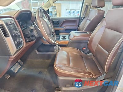 Zdjęcie 7 z 12 samochodu: 2016 CHEVROLET SILVERADO K3500 HIGH COUNTRY VIN:1GC4K1E8XGF296085 - miniatura