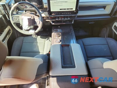 Zdjęcie 8 z 12 samochodu: 2026 GMC HUMMER SUV 2X VIN:1GKTEHDE8TU601273 - miniatura