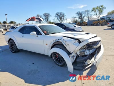Czwarte zdjęcie samochodu z boku: 2021 DODGE CHALLENGER R VIN:2C3CDZFJ7MH526783 - miniatura
