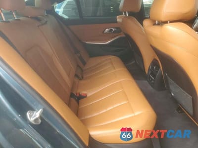 Zdjęcie 10 z 12 samochodu: 2019 BMW 330I VIN:WBA5R1C58KAK11871 - miniatura