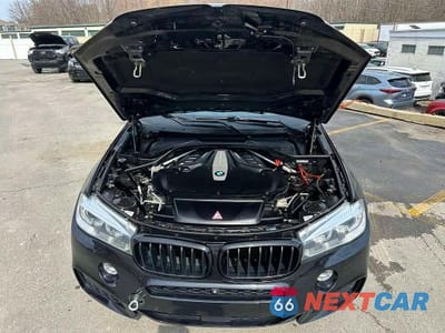 Zdjęcie 8 z 10 samochodu: 2016 BMW X6 XDRIVE50I VIN:5UXKU6C53G0R34055 - miniatura