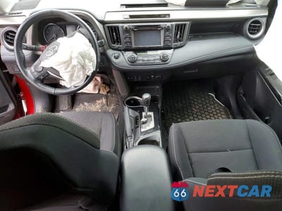 Zdjęcie 8 z 13 samochodu: 2018 TOYOTA RAV4 XLE VIN:2T3RFREV3JW800402 - miniatura