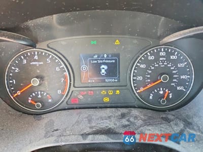 Zdjęcie 9 z 12 samochodu: 2018 KIA OPTIMA LX VIN:5XXGT4L38JG265719 - miniatura