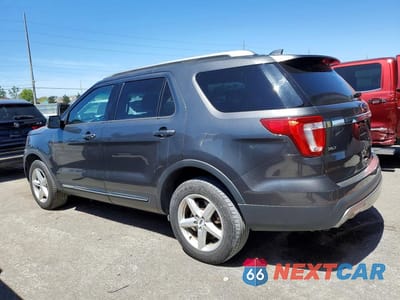 Drugie zdjęcie samochodu z przodu: 2017 FORD EXPLORER XLT VIN:1FM5K8D81HGB29278 - miniatura