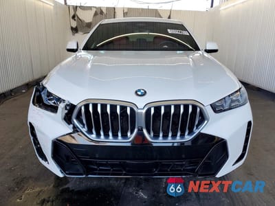 Piąte zdjęcie samochodu w środku: 2026 BMW X6 XDRIVE40I VIN:5UX33EX02T9135471 - miniatura