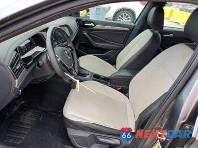 Zdjęcie 7 z 11 samochodu: 2021 VOLKSWAGEN JETTA S VIN:3VWC57BU9MM079014 - miniatura