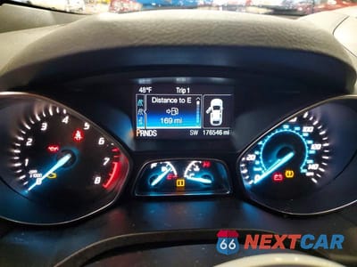 Zdjęcie 9 z 13 samochodu: 2016 FORD ESCAPE SE VIN:1FMCU9GX1GUB85022 - miniatura