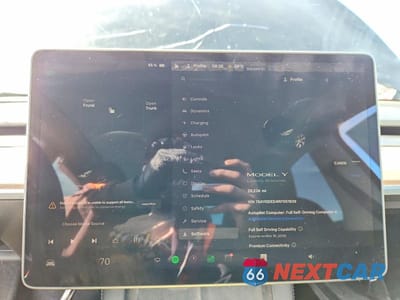 Zdjęcie 9 z 12 samochodu: 2024 TESLA MODEL Y VIN:7SAYGDED4RF051939 - miniatura